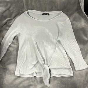 size medium Adara, mid-length sleeve, light gray shirt